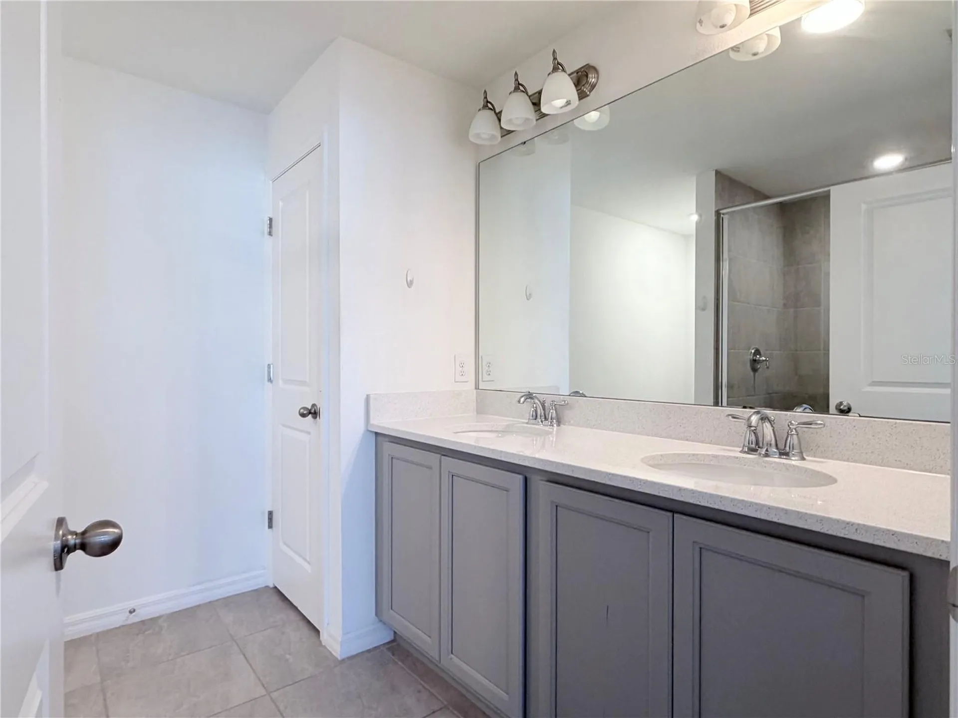 1542 Discovery Street Davenport FL 33896