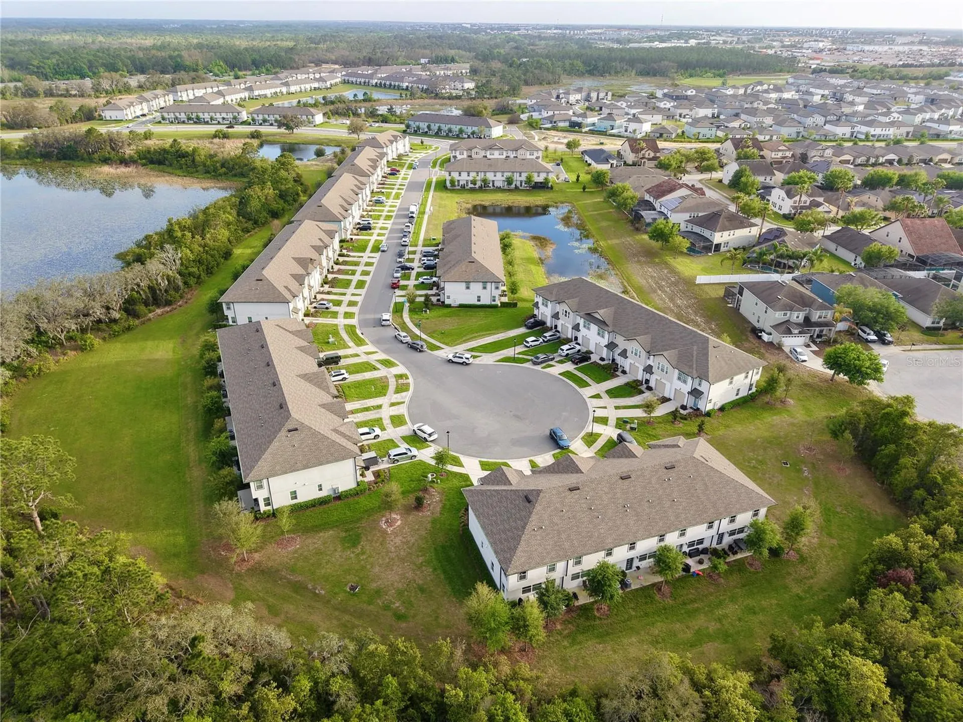 1542 Discovery Street Davenport FL 33896
