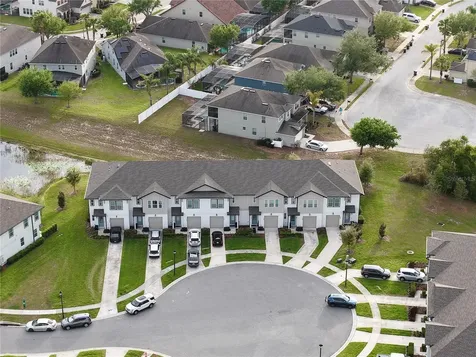 1542 Discovery Street Davenport FL 33896