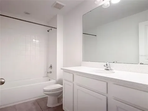 1542 Discovery Street Davenport FL 33896