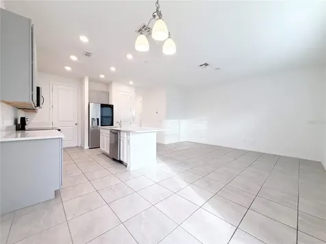 1542 Discovery Street Davenport FL 33896