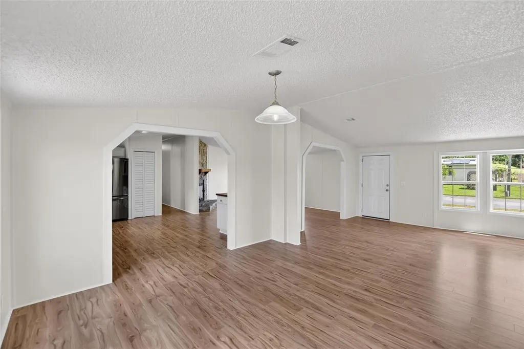 9150 Wood Terrace Drive Tampa FL 33637