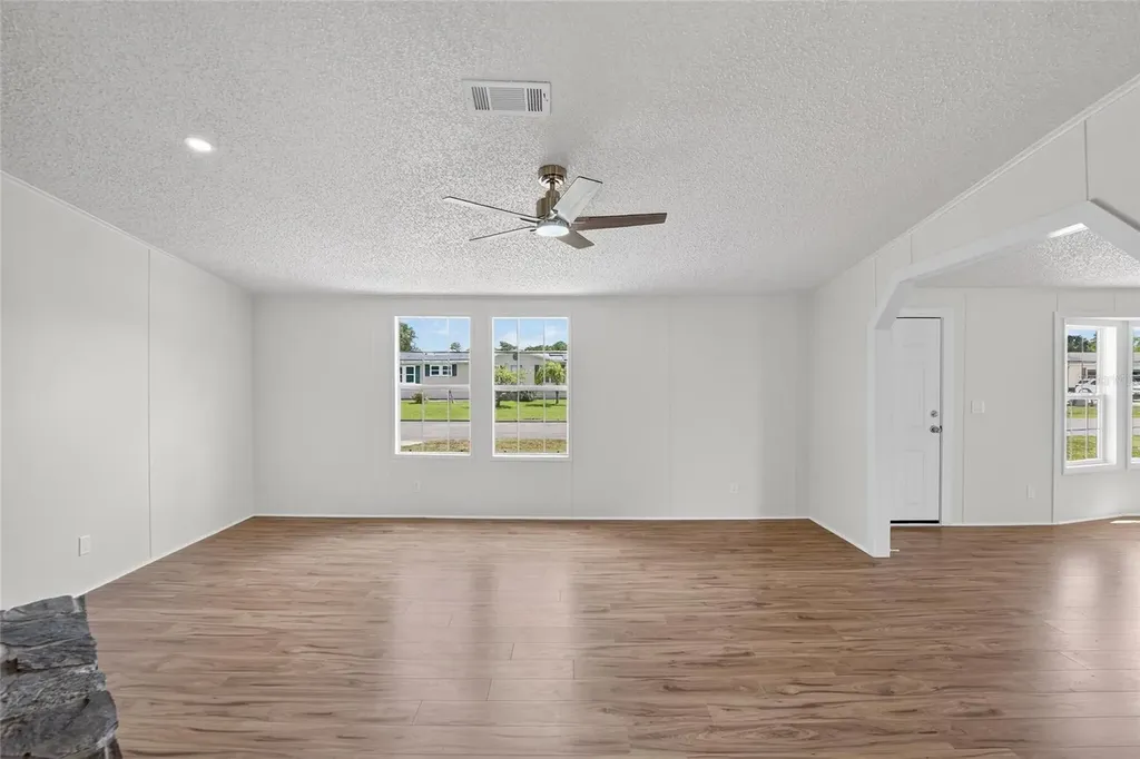 9150 Wood Terrace Drive Tampa FL 33637
