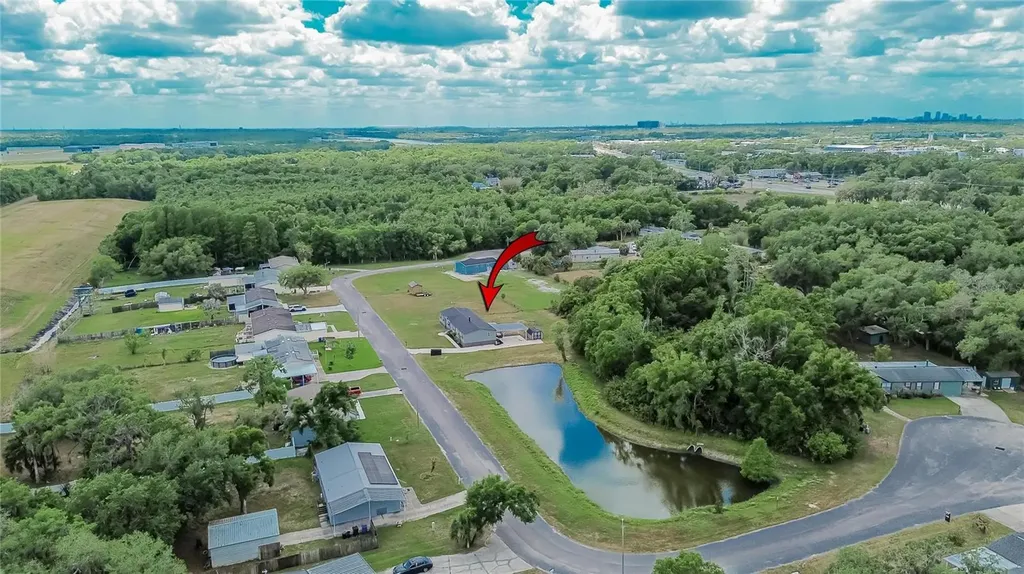 9150 Wood Terrace Drive Tampa FL 33637
