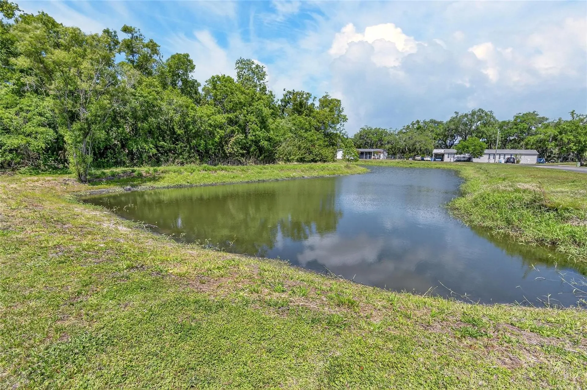9150 Wood Terrace Drive Tampa FL 33637