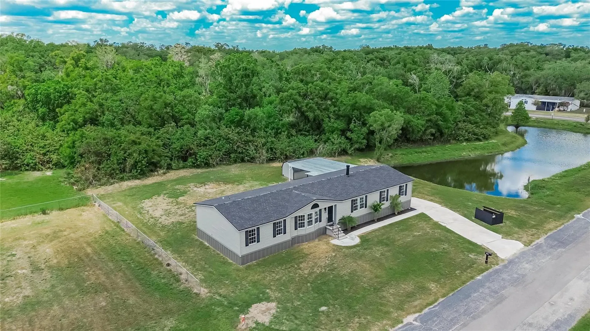 9150 Wood Terrace Drive Tampa FL 33637