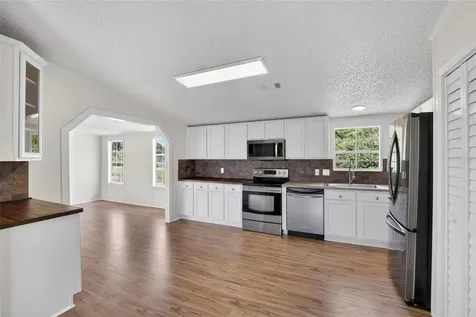 9150 Wood Terrace Drive Tampa FL 33637