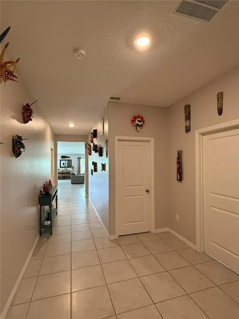 146 Rain Berry Avenue Ruskin FL 33570