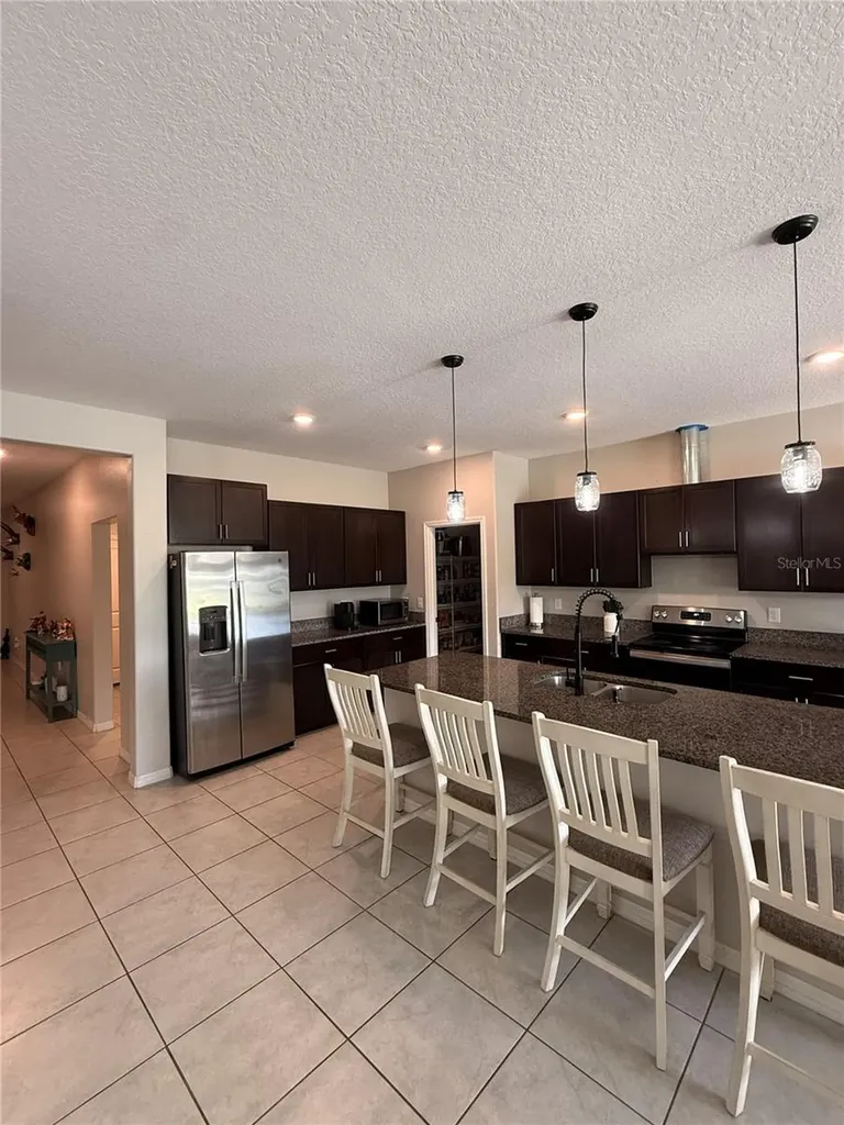 146 Rain Berry Avenue Ruskin FL 33570