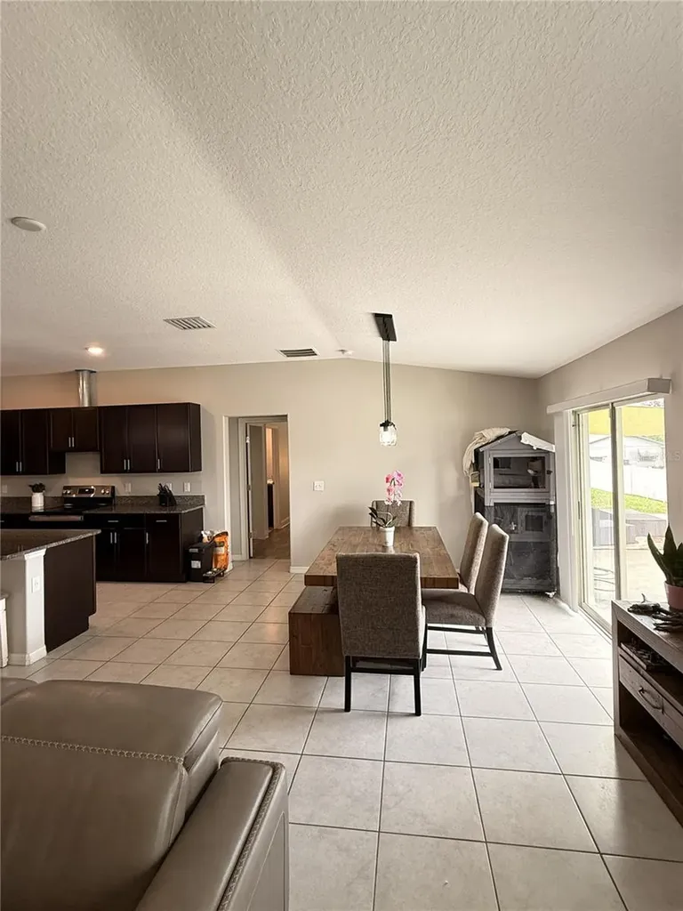 146 Rain Berry Avenue Ruskin FL 33570