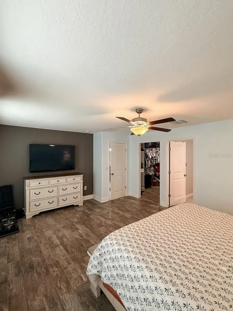 146 Rain Berry Avenue Ruskin FL 33570