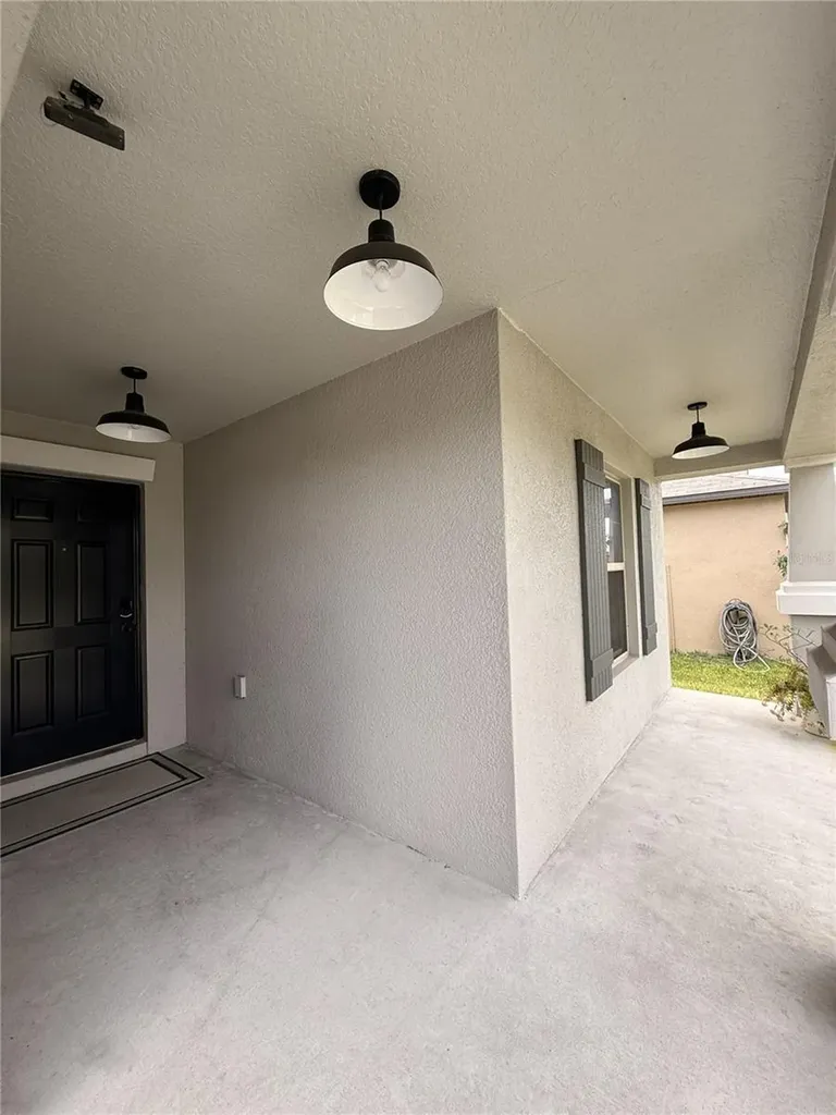 146 Rain Berry Avenue Ruskin FL 33570
