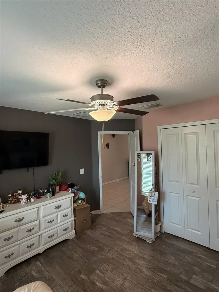 146 Rain Berry Avenue Ruskin FL 33570