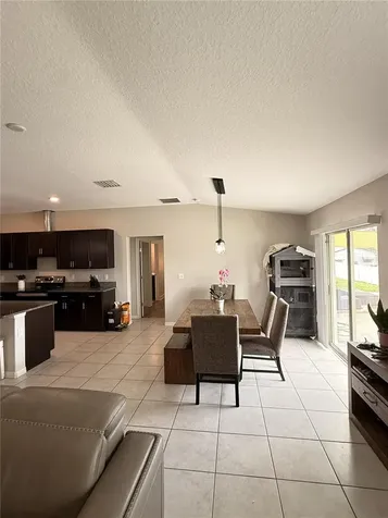 146 Rain Berry Avenue Ruskin FL 33570