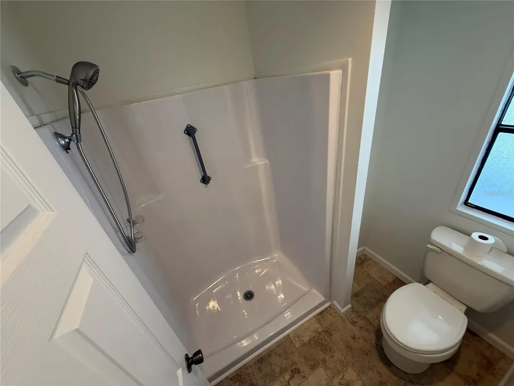 8 Robin Road Wildwood FL 34785