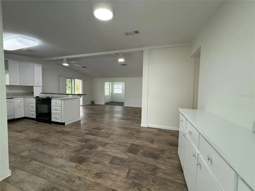 8 Robin Road Wildwood FL 34785