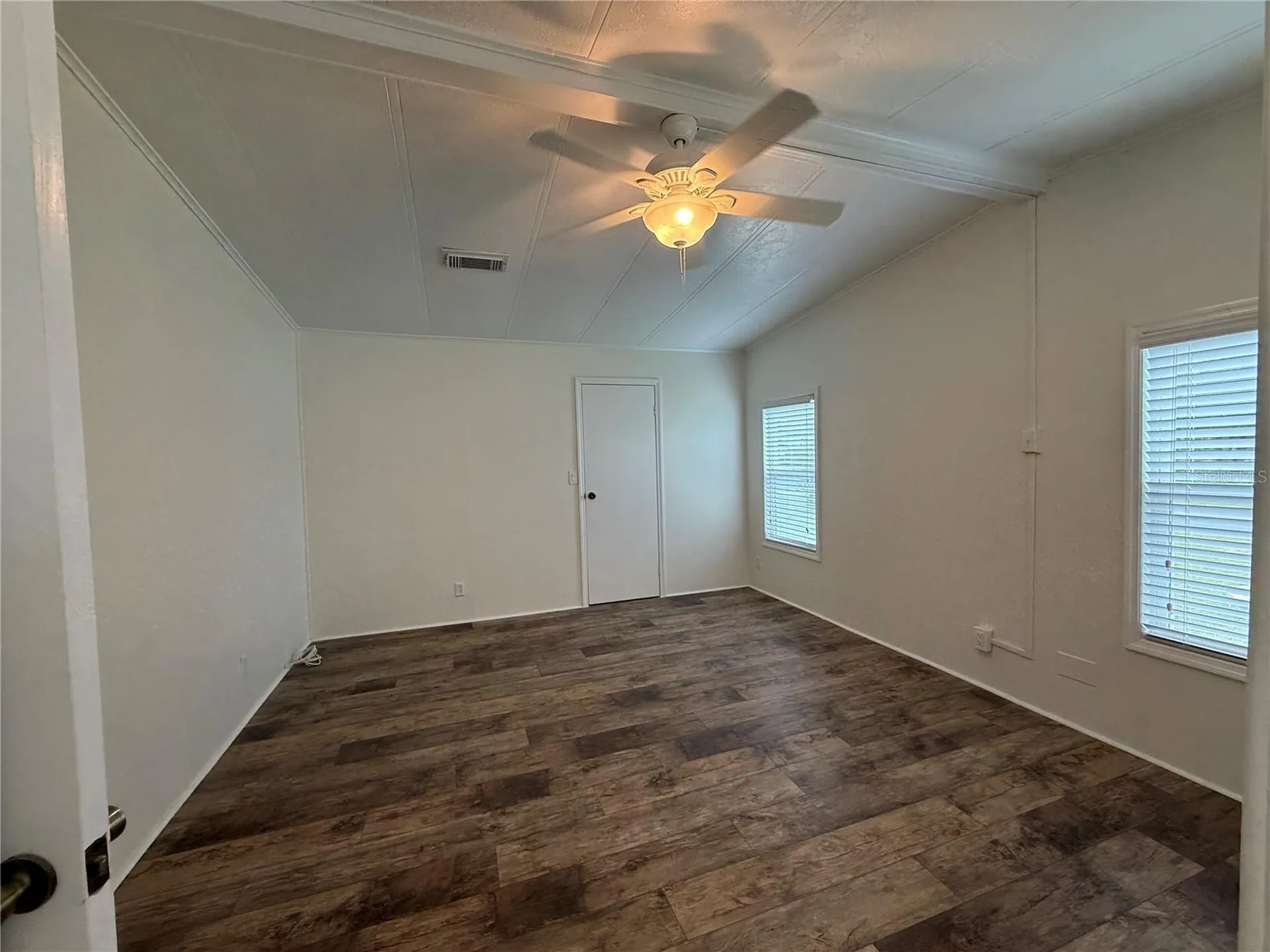 8 Robin Road Wildwood FL 34785