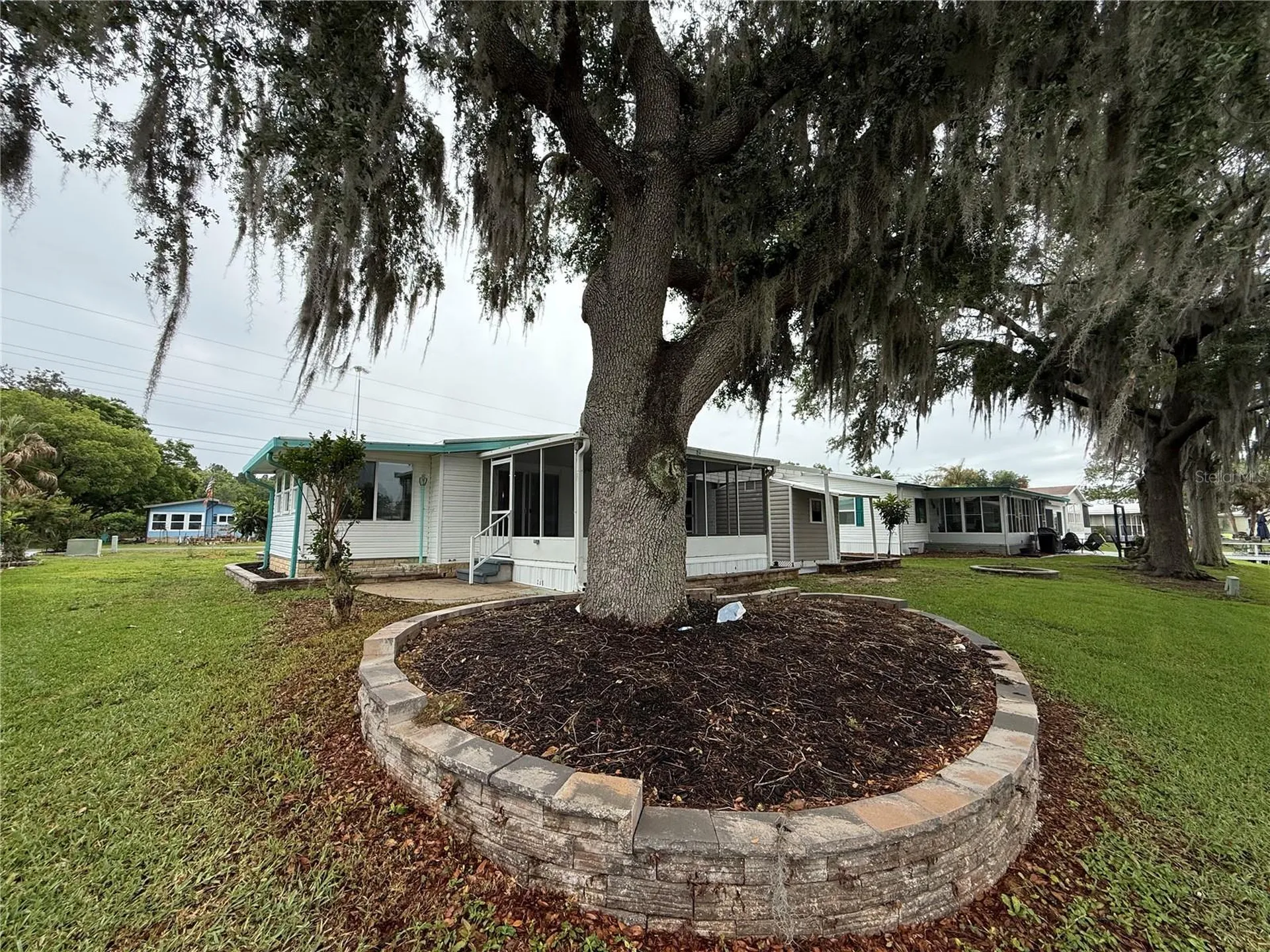 8 Robin Road Wildwood FL 34785