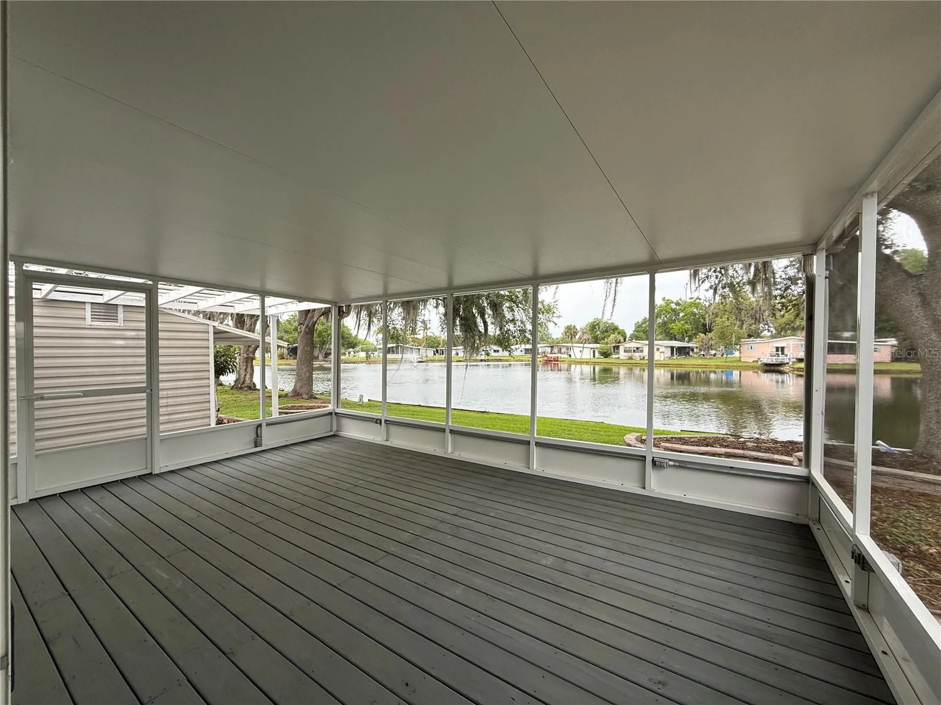 8 Robin Road Wildwood FL 34785