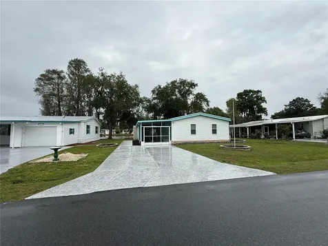 8 Robin Road Wildwood FL 34785