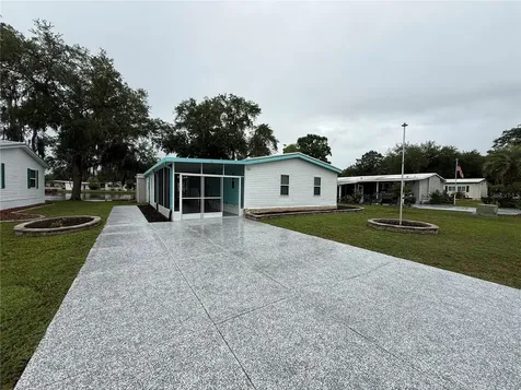 8 Robin Road Wildwood FL 34785