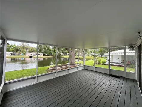 8 Robin Road Wildwood FL 34785