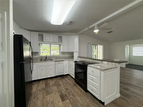 8 Robin Road Wildwood FL 34785