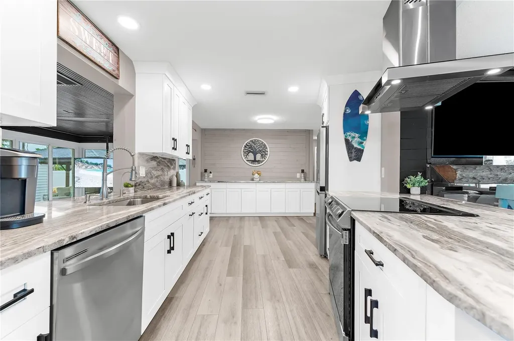 1467 Cambridge Drive Clearwater FL 33756