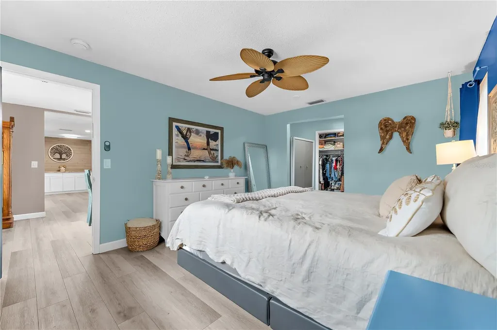 1467 Cambridge Drive Clearwater FL 33756
