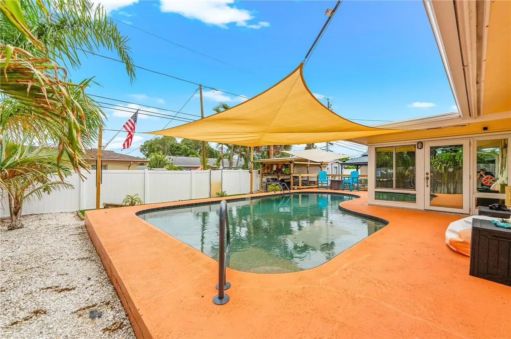 1467 Cambridge Drive Clearwater FL 33756