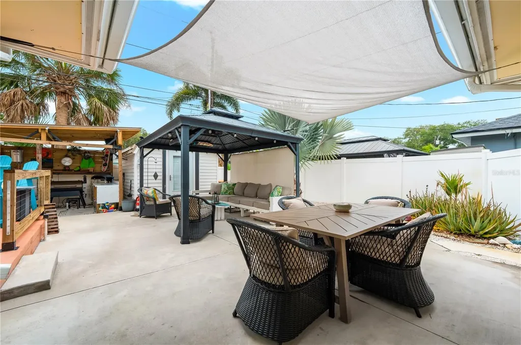 1467 Cambridge Drive Clearwater FL 33756