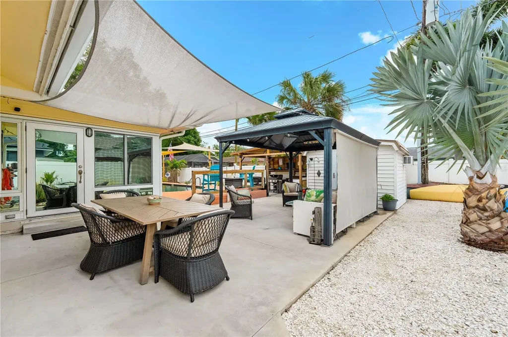 1467 Cambridge Drive Clearwater FL 33756