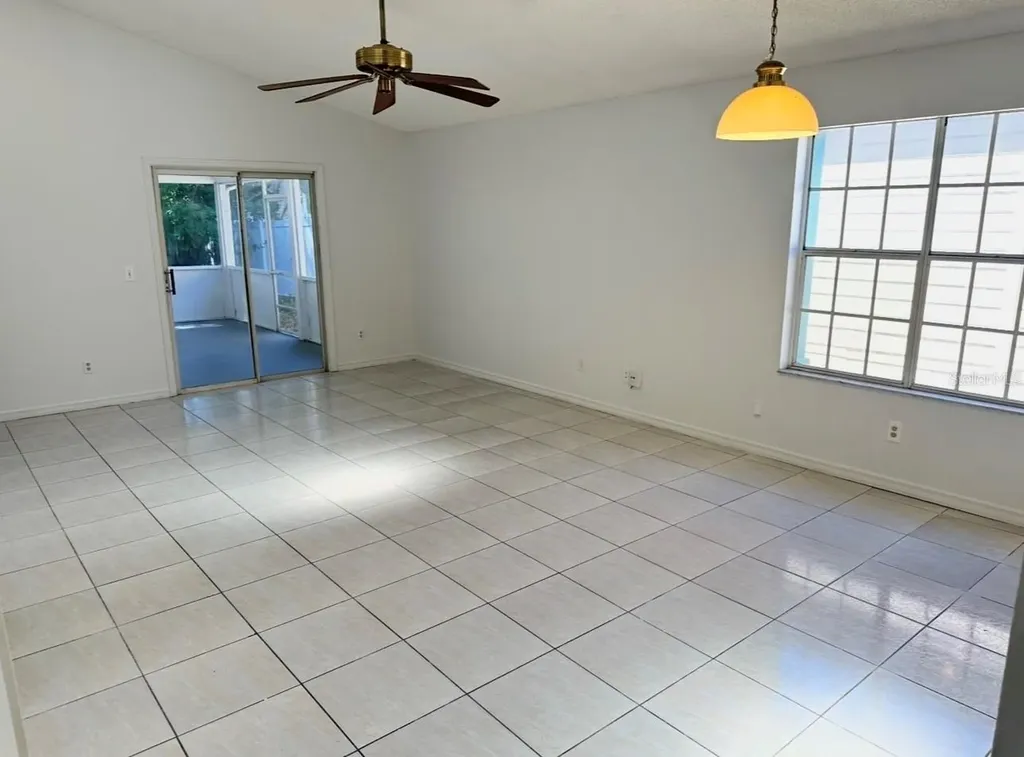 2014 Winslow Drive Orlando FL 32812
