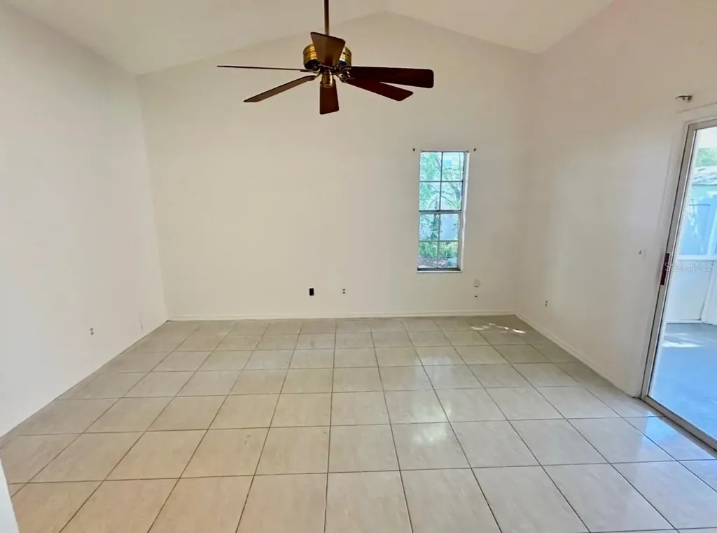 2014 Winslow Drive Orlando FL 32812