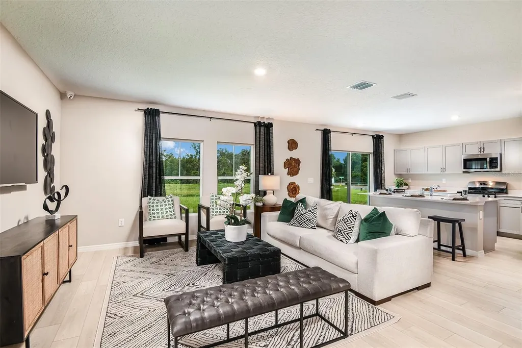 36645 Sagemoor Drive Zephyrhills FL 33541