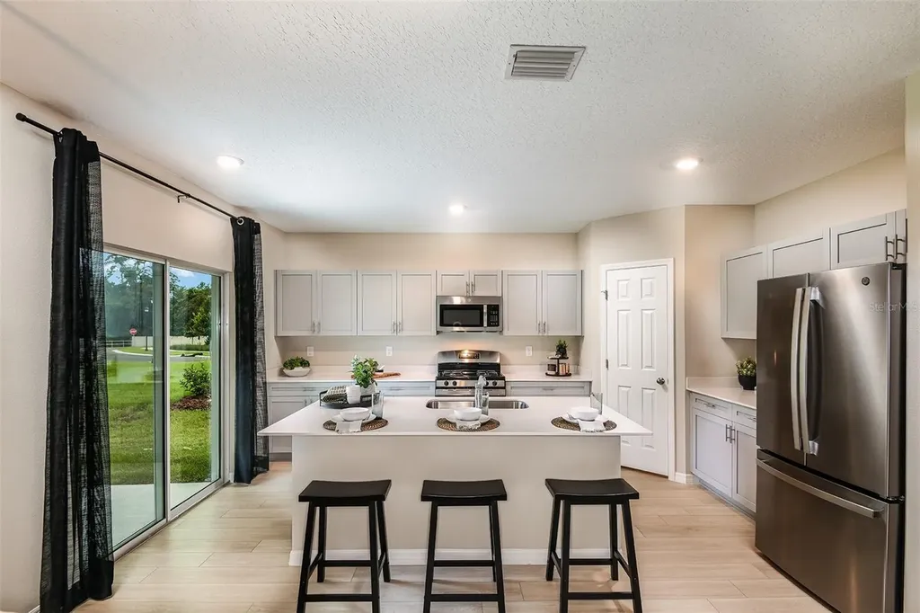 36645 Sagemoor Drive Zephyrhills FL 33541