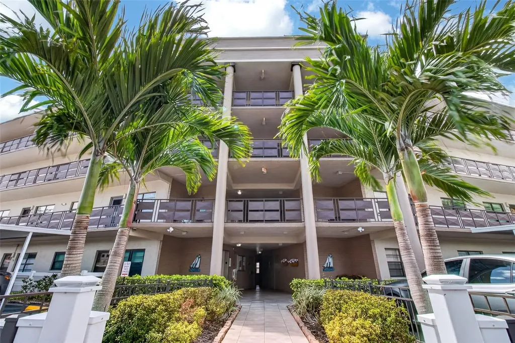 6190 80th Street N St Petersburg FL 33709