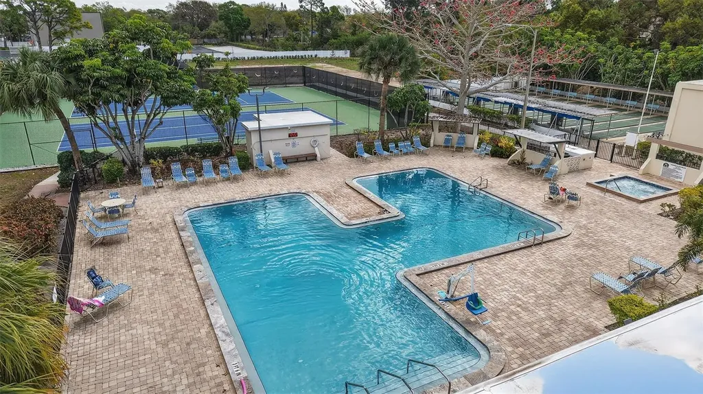 6190 80th Street N St Petersburg FL 33709