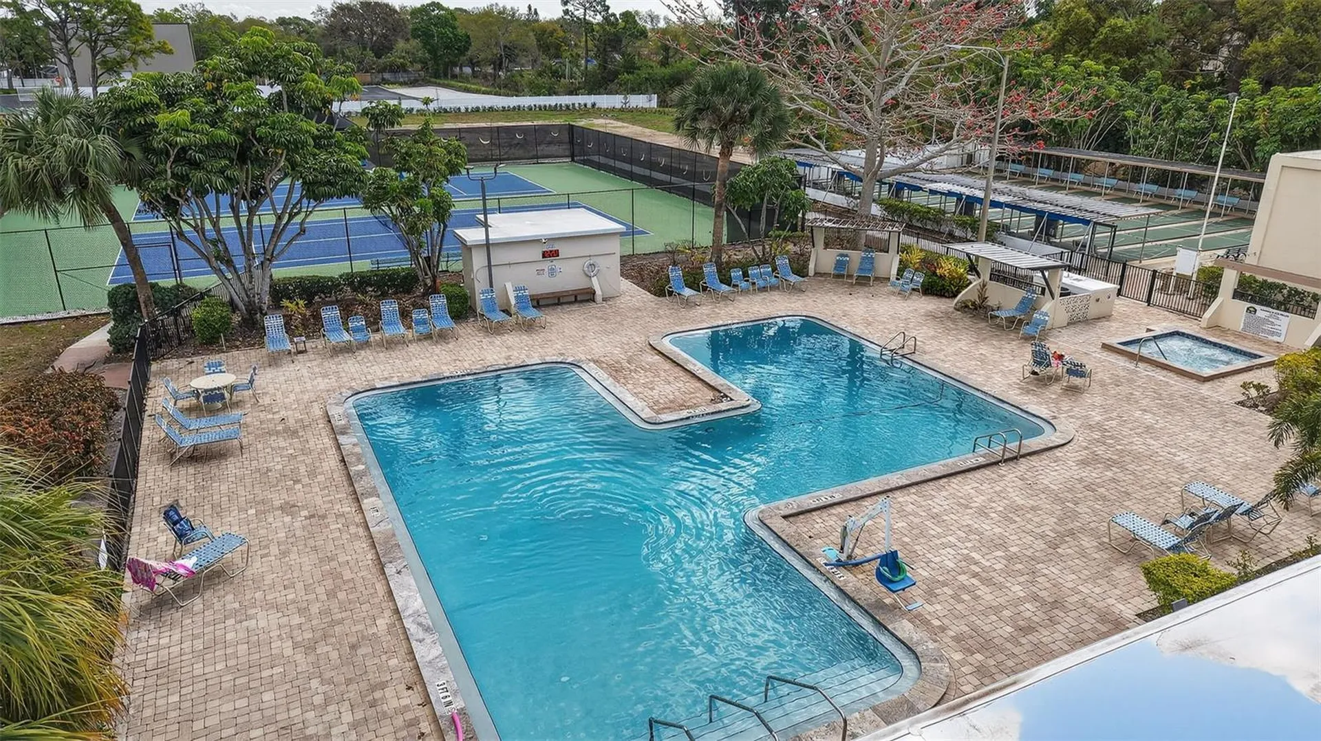 6190 80th Street N St Petersburg FL 33709