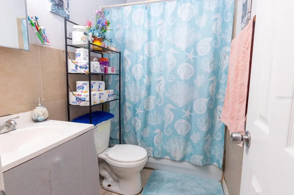 1006 12th Avenue W Bradenton FL 34205