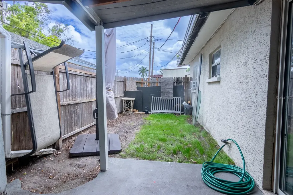 1006 12th Avenue W Bradenton FL 34205