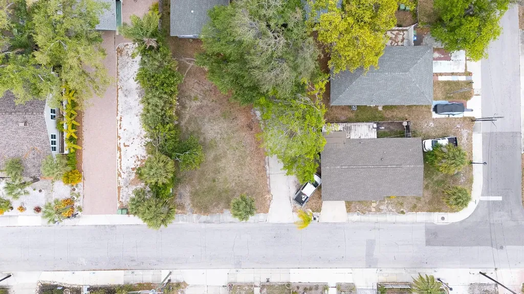 1006 12th Avenue W Bradenton FL 34205