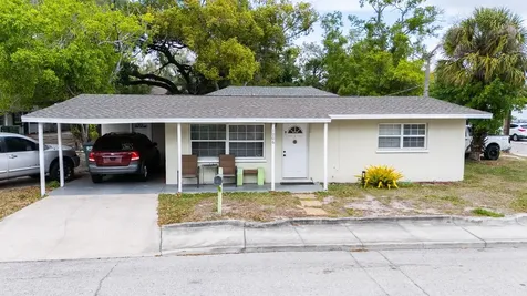 1006 12th Avenue W Bradenton FL 34205