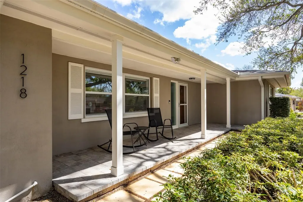 1218 Taylor Avenue Dunedin FL 34698