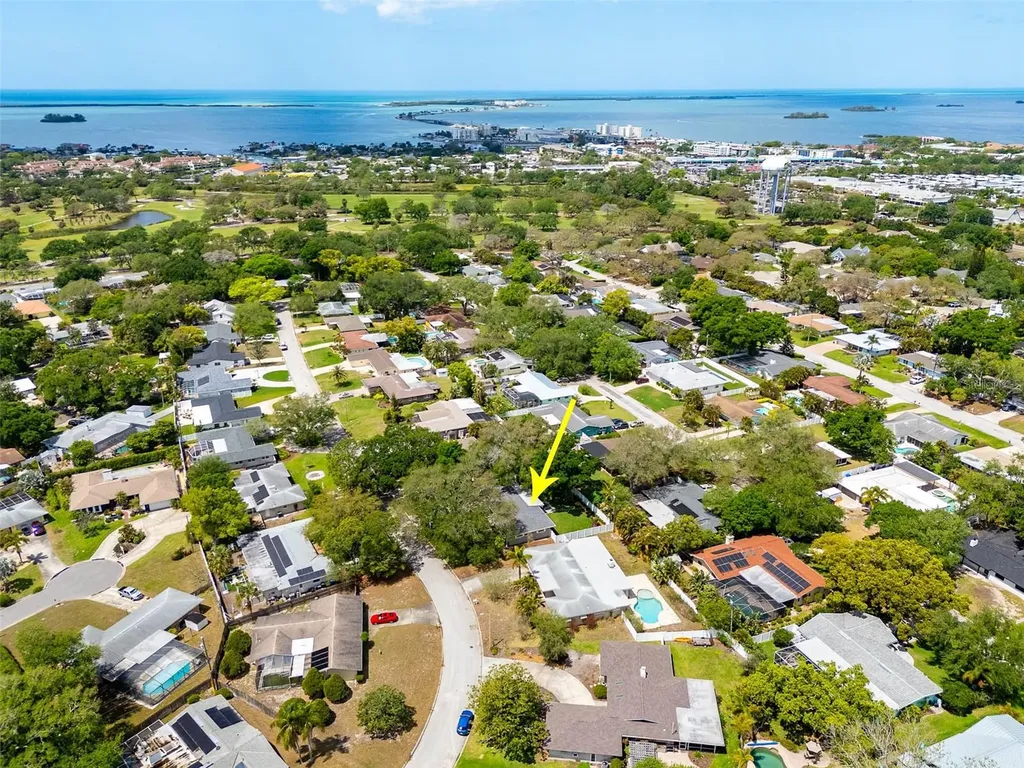 1218 Taylor Avenue Dunedin FL 34698