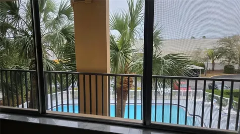 2525 W Bay Drive Largo FL 33770