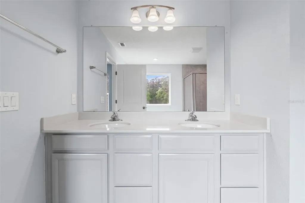 1512 Tan Tara Trail Jacksonville FL 32221