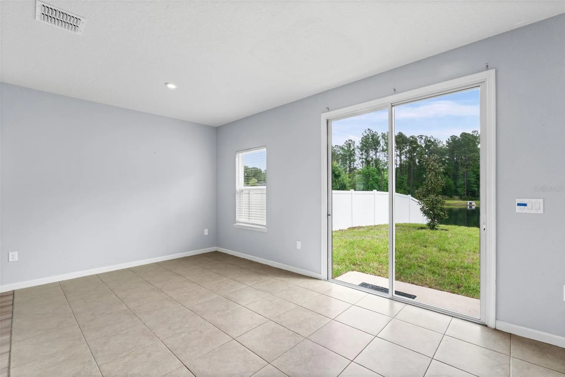 1512 Tan Tara Trail Jacksonville FL 32221