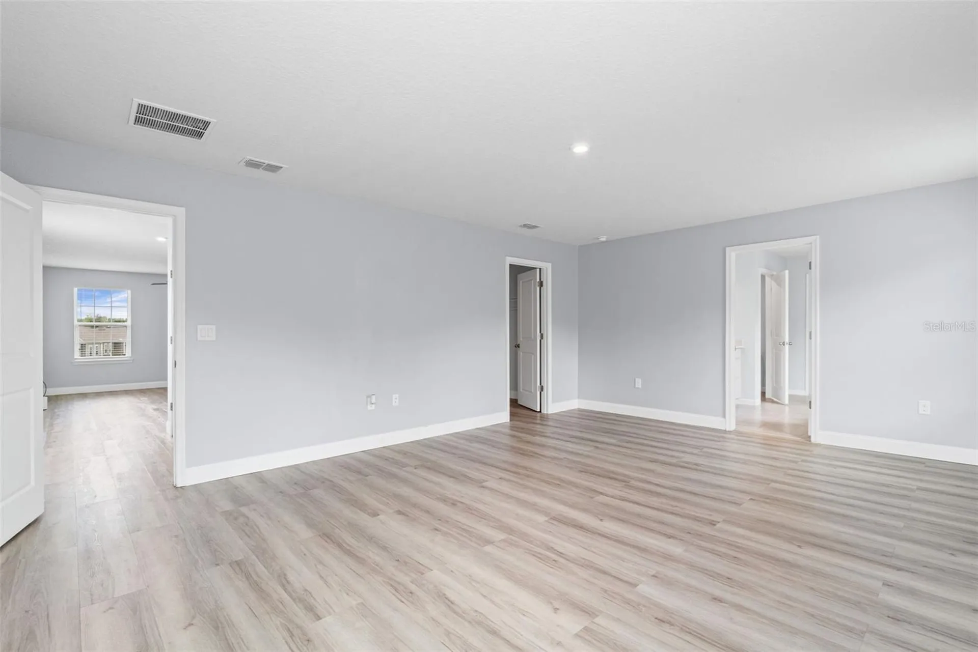 1512 Tan Tara Trail Jacksonville FL 32221