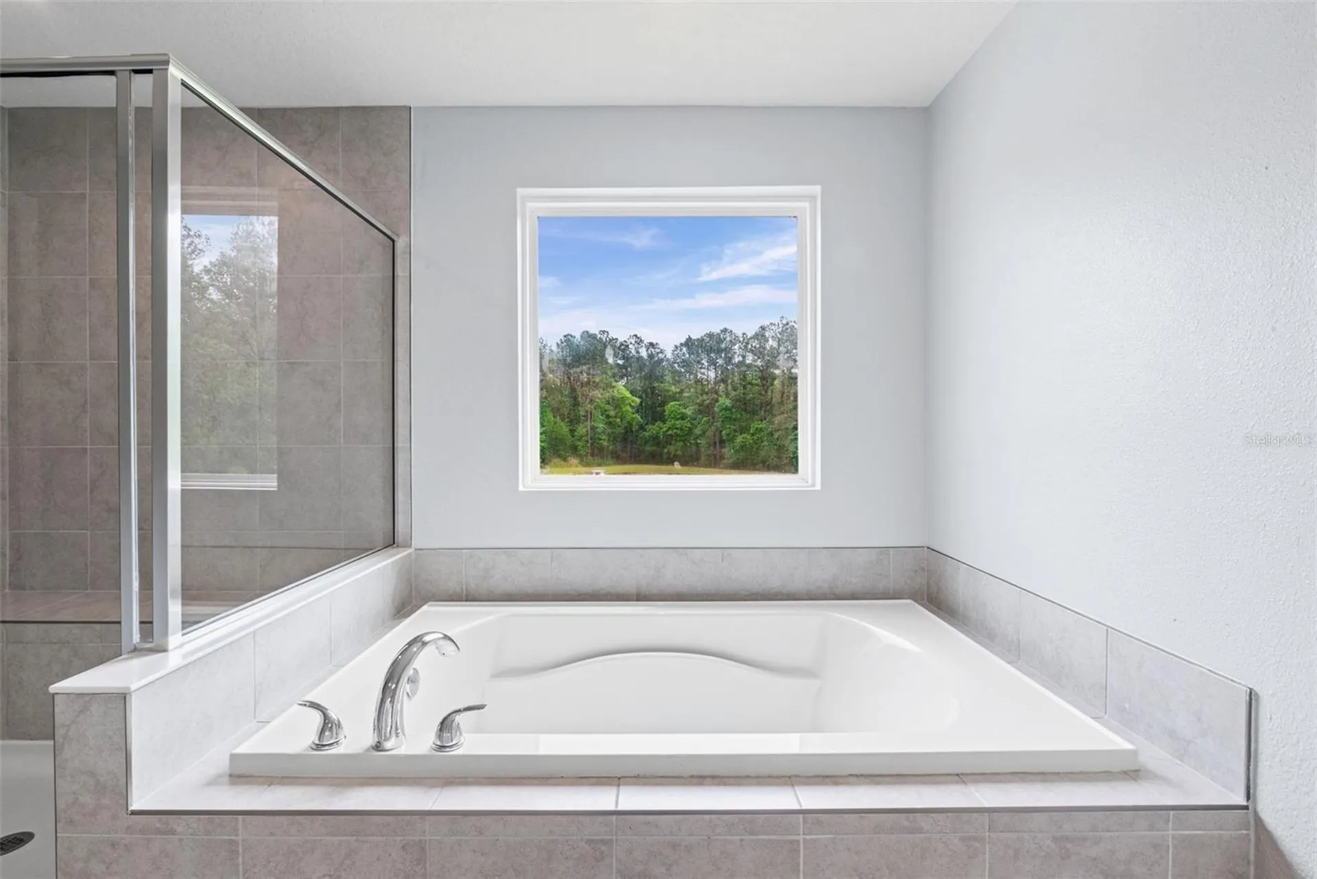 1512 Tan Tara Trail Jacksonville FL 32221